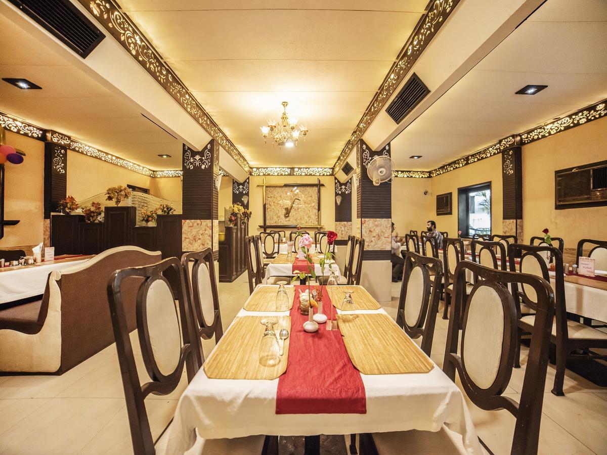 Fabhotel Santoor Geeta Bhawan Square Indaur Exteriér fotografie