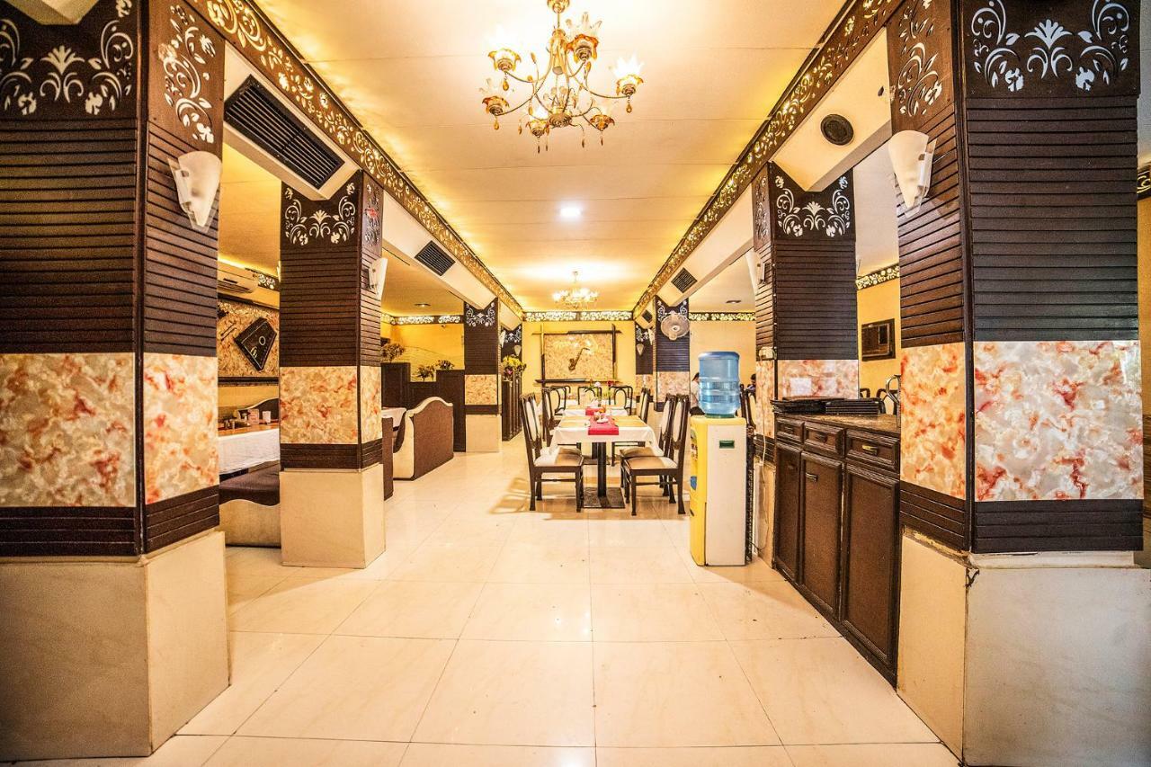 Fabhotel Santoor Geeta Bhawan Square Indaur Exteriér fotografie