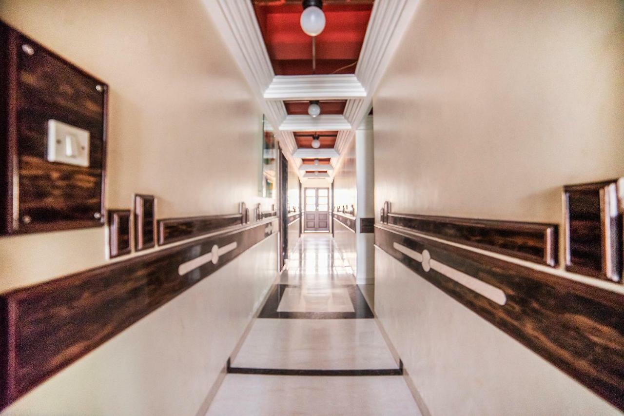 Fabhotel Santoor Geeta Bhawan Square Indaur Exteriér fotografie